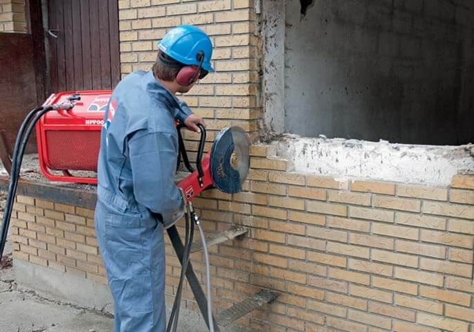 hycon-pila-hcs-14-2 Ручная отрезная пила Hycon HCS14 с гидравлическим приводом