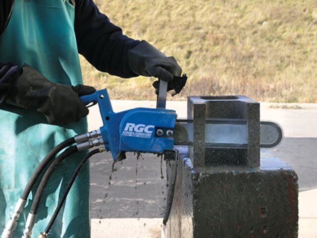 RGC_MiniSaw_BlockCut_compressed Цепная пила HydraCutter C50